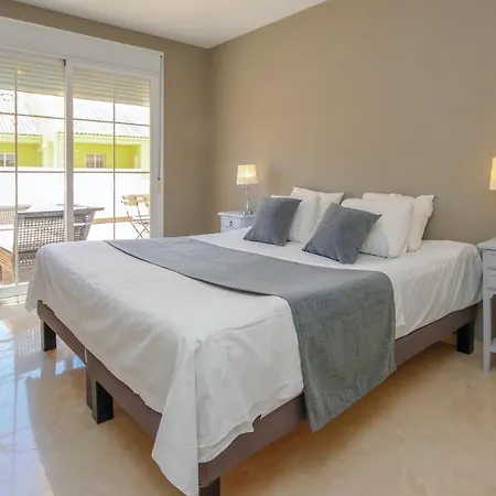 Cozy In With Kitchenette Apartman *